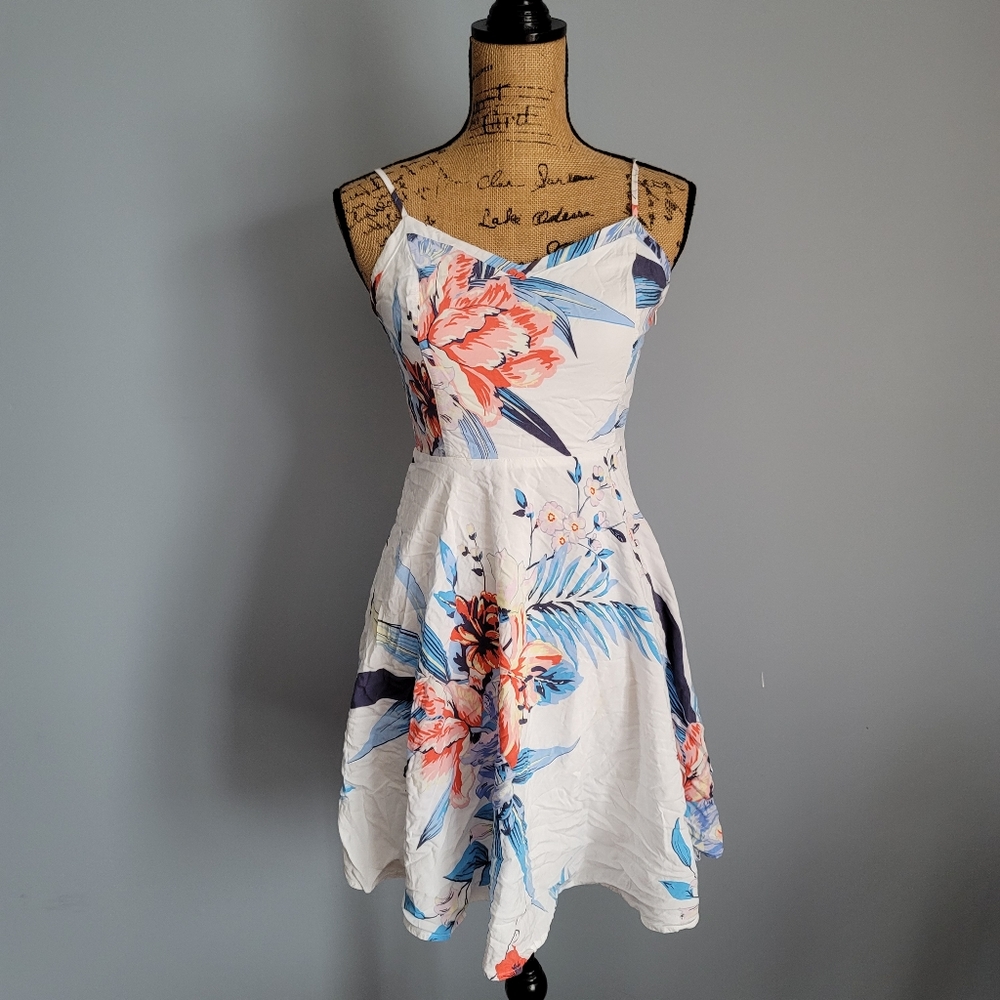 Old Navy White Floral Summer Dress